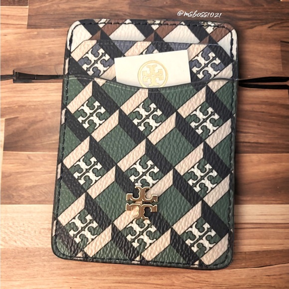 Tory Burch Leather Geo Logo Multi Card Case NWT - Picture 1 of 2